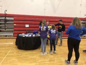 McKendree students helped to man the HEALTHIER TOGETHER booth and quizzed the children and their families on health and fitness topics. 